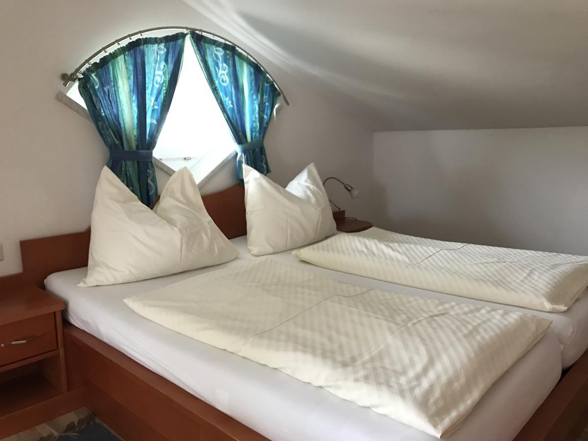 Appartement Holiday + Villa Theresa Kaprun Exterior foto